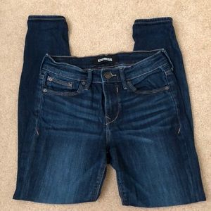 Express Jeans Mid Rise stretch legging 0 short